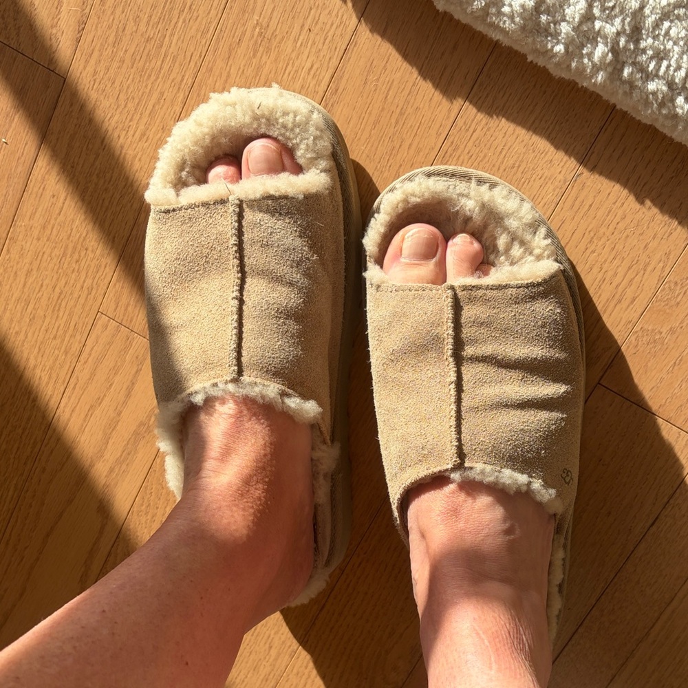Ugg Slides - image 1